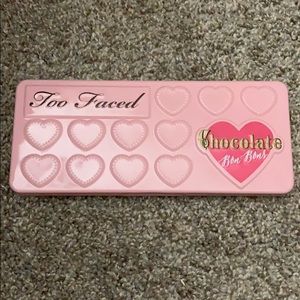Too faced chocolate bon bons eyeshadow palette